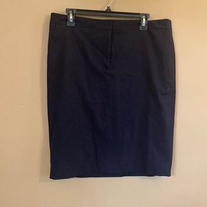 NWOT Talbots navy skirt. Sz 14.